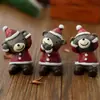 Sem Ouvir, Sem Olhar, Sem Falar - Três Itens Sem Decoração Que Curam e Estabilizam o Humor na Mesa do Escritório, um Pequeno Presente para Estações de Trabalho