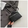 Bolsa para Lonchera para Mujer, Bolso Cruzado Texturizado con un Toque de Lujo, Bolso Pequeño con Patrón de Lichi, Bolso de Mano/Bandolera Versátil y Elegante