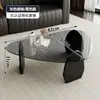 Mesa de centro minimalista de vidrio templado con diseño de ondas de agua, adecuada para apartamentos pequeños, ofreciendo un aspecto moderno y elegante para la sala de estar
