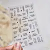 Nuevas Pegatinas Finas y Flexibles para Uñas Xiaohongshu, Estilo Floral Blanco y Negro Letras Góticas Decoraciones para Uñas Venta al por Mayor