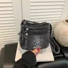 Bolsa Jeans Nova Moda Simples Transfronteiriça Verão 2026 Bolsa Transversal Versátil Casual Bolsa Quadrada Pequena