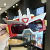 Novo Modelo de Óculos de Sol Polarizados Mech Boy com Luzes e Efeito Brilhante, Óculos de Sol Robô Autobot Cool de Silicone para Bebê