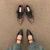 Sapatilhas Bico Fino para Mulheres 2024 Novo Estilo Boca Rasa Elegantes para Trabalho Sapatos Mary Jane para Pessoas Baixas com Aumento de Altura Solado Macio Sapatos Pequenos de Couro