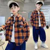 Jaqueta Camisa Xadrez de Outono para Meninos 2026 Novo Estilo para Crianças Maiores Primavera e Outono Manga Longa Camisa Moda Top Atacado Transfronteiriço