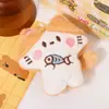 Nuevo colgante de gatito de peluche, gatito de dibujos animados lindo de tres flores, accesorios para zapatos y calcetines, lindo charm para bolso
