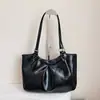 Bolso grande transfronterizo para mujer, nuevo de otoño 2026, versátil, de moda, de un solo hombro, moderno, para ir al trabajo, retro, casual, tipo tote