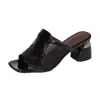 Sandalias de Cuero Brillante con Estampado de Serpiente Negra, Punta Abierta, Slip-On para Mujer, Verano 2026, Para Exteriores, Tacón Grueso, Transpirables, Cómodas, Versátiles, de Moda