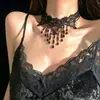 Colar gargantilha com pingente de franja de renda gótica vintage transfronteiriço, um choker escuro e estiloso para mulheres