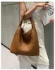 2024 nuevo bolso de alta calidad tejido a mano bolso tote grande para hombro bolso de axila bolso cubo bolso para mamá moda