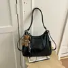 Bolso de Hombro Grande Informal Transfronterizo para Mujer 2026 Aspecto de Alta Gama Nuevo Estilo de Invierno Versátil de un Solo Hombro Cruzado Bolso para Viajar