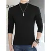Roupa masculina da moda estilo americano para primavera e outono, camiseta masculina de algodão puro com manga comprida e gola alta, top branco de outono para usar por baixo