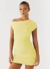 2026 Moda Europea y Americana Transfronteriza para Mujer Falda Corta de Cadera de Alto Nivel Ajustada Versátil Plisada Vestido sin Mangas de Hombros Descubiertos