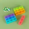 Organizador de Pastillas Semanal de 7 Días con 21 Compartimentos y 28 Compartimentos Arcoíris, Pastillero de Viaje, Caja de Plástico para Almacenamiento de Medicamentos, Transfronterizo