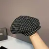 Gorra Octagonal a Cuadros Estilo Japonés y Coreano para Mujer, Boina Versátil de Moda Retro Casual, Gorra de Pescador para Primavera, Otoño y Verano, Gorra Artística de Pintor