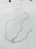 Lujo Ligero Alto Sentido Cadena de Lana Diseño Femenino Sentido de Diseño Nicho Moda Collar de Perlas Largo Colgante de Gota de Agua Incrustado con Diamantes de Alto Nivel
