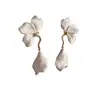Nuevos Pendientes de Borla con Pétalos Blancos Estilo Chino para Mujer, de Alta Gama, Exquisitos, Sencillos, Versátiles para Rostros Cuadrados y Redondos, Pendientes Retro