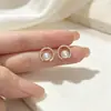 Brincos circulares de pérola em prata de lei S925, nova moda 2026, best-sellers, brincos de zircônia de luxo leve com um toque elegante e sofisticado