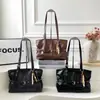 Bolso tote de cuero encerado retro, nicho, personalizado, moderno, bolso de axila, para ir al trabajo, versátil, gran capacidad, bolso de un solo hombro