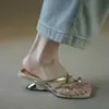 Sandalias Cuadradas Versátiles y Elegantes con Tiras Cruzadas para Mujer, Nuevas Sandalias de Tira de Verano 2026 con Tacón Medio y Alto