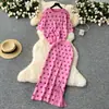 Traje de punto estilo socialité para mujer, top de cuello redondo de manga corta con lunares de alta gama, falda de suéter dividida de longitud media