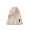 Nuevo Sombrero de Lana para Hombre Estilo Coreano Moda Cálido Resistente al Frío Etiqueta de Tela Gorro Tejido Protección para las Orejas para Mujer Sombrero Versátil Moda Japonesa