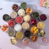 Flores secas, frutas y verduras, comida y juego, amasado casero, materiales decorativos, osmanto liofilizado, jazmín, rosa, cebollino, fresa