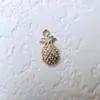 Accesorios de joyería con baño de oro de cobre de 18k de alta retención de color, colgante, collar, pulsera, pendientes con microincrustaciones de circonita, materiales hechos a mano para DIY