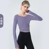 Nova Roupa de Yoga Outono e Inverno, Top Cropped Plissado de Manga Longa com Decote V, Top Fitness Respirável de Secagem Rápida Emagrecedor com Efeito Nuvem