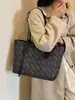 Bolso de hombro nuevo, moderno y fresco para principios de otoño de 2026, para el trabajo y el commute, gran capacidad, popular este año, bolso tote de alta estética
