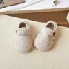 Otoño/Invierno 2026 Zapatos de Algodón Cálidos con Felpa para Niños Zapatos Peludos para Niñas Suela Suave Antideslizantes Zapatos para Bebé Zapatos de Algodón de Doble Capa para Niñas Pequeñas