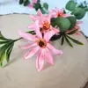 Flores Artificiales, Ramo Pequeño de Margaritas de 4 Cabezas, Flores Falsas para Boda, Flores Artificiales, Materiales Florales para Boda, Decoración de Auditorio y Banquete, Flores de Seda
