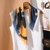 Pañuelo Cuadrado Suave de Color Claro de 70 cm para Mujer, Nuevo Pañuelo de Seda para Primavera y Verano, Estilo Elegante, Combinado con una Camisa, Elegante Pañuelo Pequeño para el Cuello, Versátil