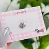 Lindos Aretes de Gato con Orejas de Hueso Rosa Diamante Kawaii para Mujer de Acero de Titanio con Tornillo Joyería Versátil
