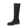 Botas de caballero de cuero completo con hebilla metálica 2026 invierno gruesas de tacón medio punta redonda cuero genuino caña alta ancha botas largas para mujer talla 42