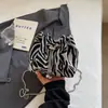Bolso Bandolera con Cadena para Mujer 2026 Nuevo Primavera Casual Moda Bolso de Hombro Súper Popular para el Trabajo y los Viajes Bolso Cubo
