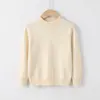 Suéteres infantiles al por mayor transfronterizos para otoño e invierno, cuello medio alto, color liso, tejido suave y cálido para niños y niñas
