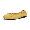 Weiwei Lady 6068-1 Sapatilhas de balé estilo francês suaves para mulheres com laço, bico fino, sola plana, sola macia sapatos de vovó
