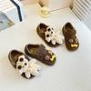 Zapatos de Moda de Cuero Gamuza Retro Color Marrón Maillard para Niñas 2025 Primavera y Otoño Nuevos Dibujos Animados Zapatos Birkenstock para Niños Grandes Zapatos Doudou