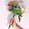 Lenguaje de Estrella de Primavera Ramo de Flores Pequeñas Temporada de Bodas Ramo de Mano de la Novia Regalo de Año Nuevo Ramo de Mano Arreglo Floral Decoración
