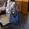 Estilo Perezoso Lienzo Gran Capacidad Bolso de Axila para Mujer 2026 Otoño Nuevo Estilo Moda Alta Apariencia Valor Chic Bolso de Hombro Único