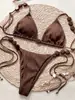 Nuevo traje de baño sexy, bikini de canalé marrón con cuentas y tiras de amarre, copa de triángulo, traje de baño de dos piezas para vacaciones en la playa de chica hot
