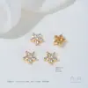 Contas Espaçadoras Flor Trevo de Quatro Folhas Banhadas a Ouro 14K Preservador de Cor Zircônia Ouro Branco Cristal Feito à Mão Acessórios para Joias DIY