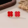 Aretes de Concha de Trébol de Cuatro Hojas para Mujer, Lujo Accesible, Modernos Estilo Nuevo 2025, Aretes Sencillos y de Alta Gama, Regalos para Novias