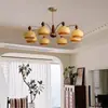 Candelabro de sala de estar estilo vintage con forma de caqui, nuevo modelo 2026, lámpara retro francesa estilo chino nuevo para comedor y dormitorio L335