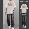 Nuevo Conjunto de Camiseta y Jeans Tendencia Masculina Casual Atuendo de Estudiante Jeans de Calle Conjunto Elegante de Dos Piezas
