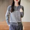Cardigan de Tricô Listrado Retro de Algodão Puro Novo para Primavera e Verão 2026 para Mulheres Versátil Chique Jaqueta Suéter Top
