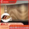Tubo cuadrado de aluminio con veta de madera por transferencia de calor Rejilla de aleación de aluminio con forma de ola Pared de fondo de recepción de hotel Tubo cuadrado de aluminio curvo