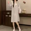 Camisola de Algodão Nuvem de Comprimento Médio com Mangas Longas para Primavera, Outono e Verão, Estilo Doce de Princesa com Renda, Roupa de Dormir Casual Solta, Roupa de Casa