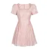 Vestido Cuadrado Rosa Jacquard Mangas Abullonadas con Adorno de Perlas Cintura Ceñida Vestido Corto Esponjoso de Princesa Chica Dulce 15698