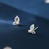 Pendientes de Media Mariposa de Perla de Plata S999 Estilo Nuevo 2025 Pendientes de Mariposa Huecos Retro Venta al por Mayor